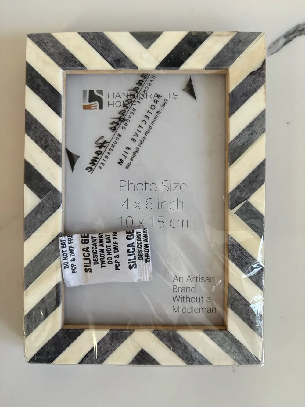 Handicrafts Home Striped 5x7 Photo Frame in White and Gray